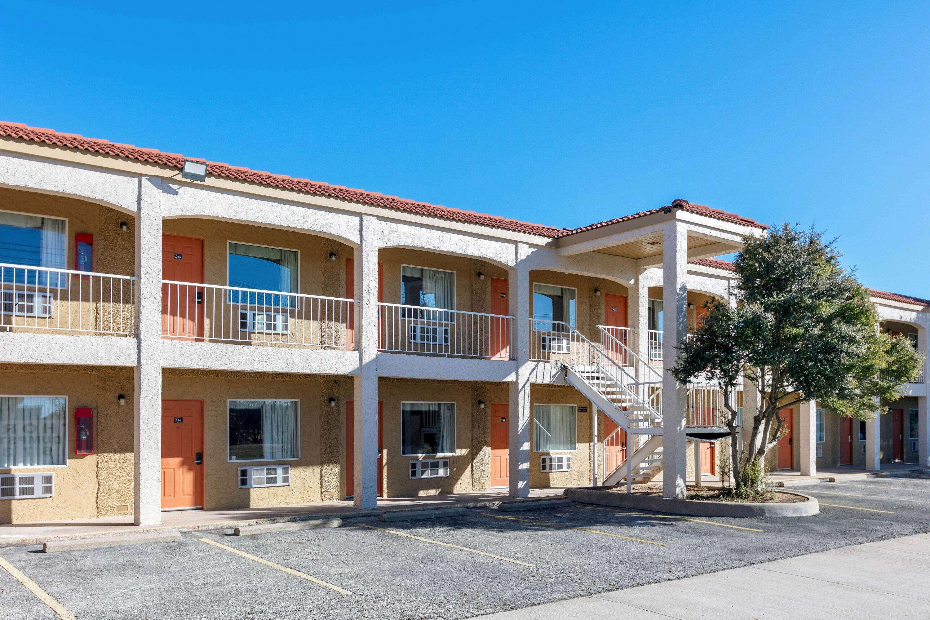 מלון Super 8 By Wyndham Abilene North מראה חיצוני תמונה