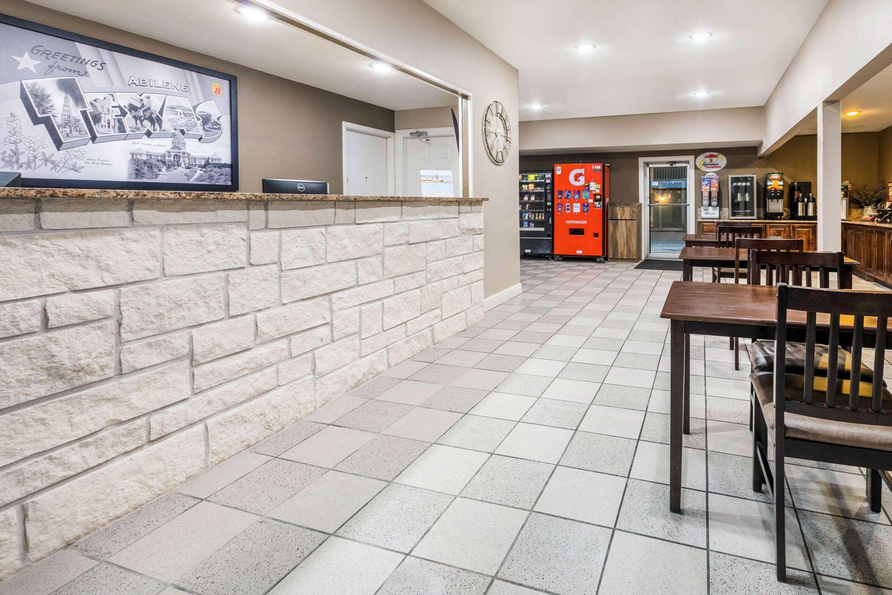 מלון Super 8 By Wyndham Abilene North מראה חיצוני תמונה