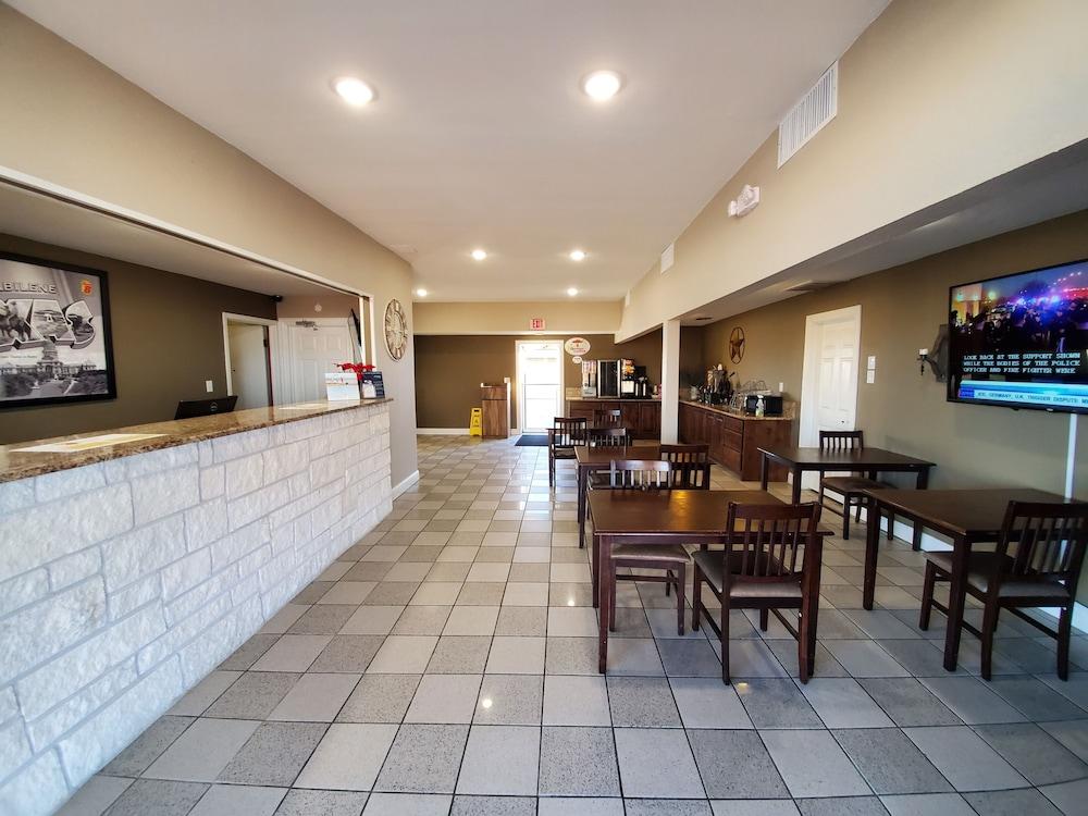 מלון Super 8 By Wyndham Abilene North מראה חיצוני תמונה