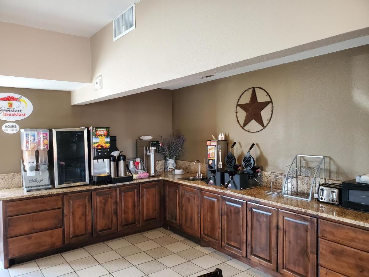 מלון Super 8 By Wyndham Abilene North מראה חיצוני תמונה
